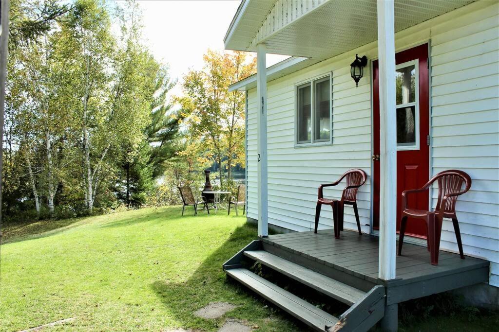 Chalet Au Bord Du St-Maurice La Tuque Exterior foto